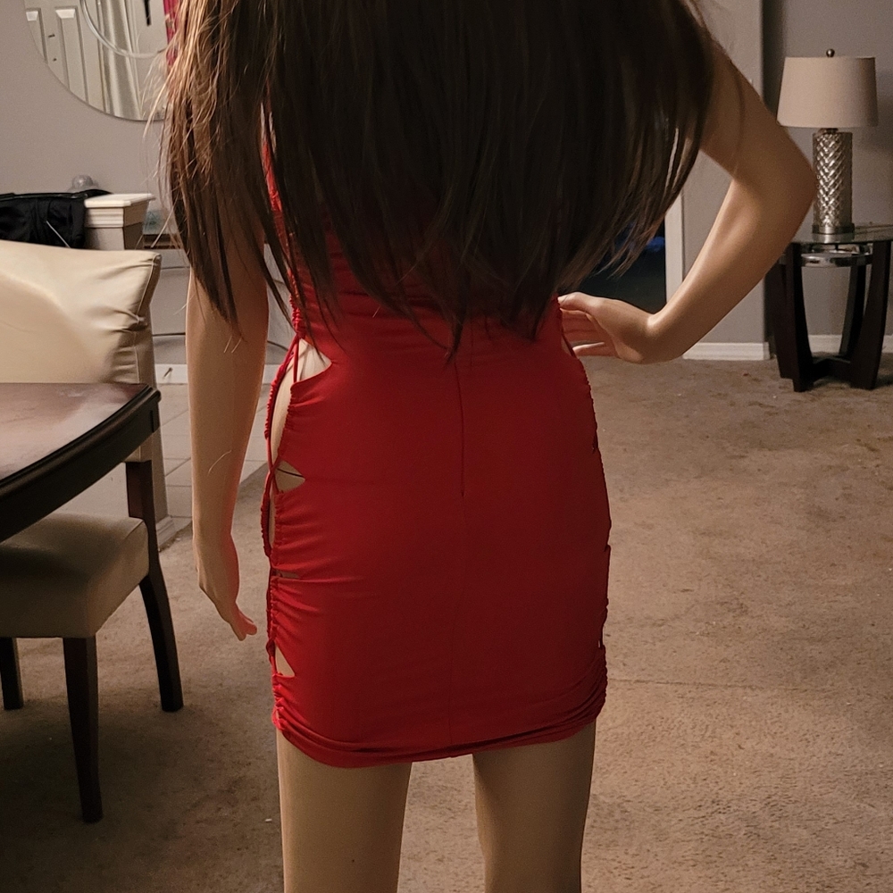Beautiful Red Dress 💃 - Picture 6 of 7